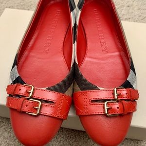 Burberry Flats